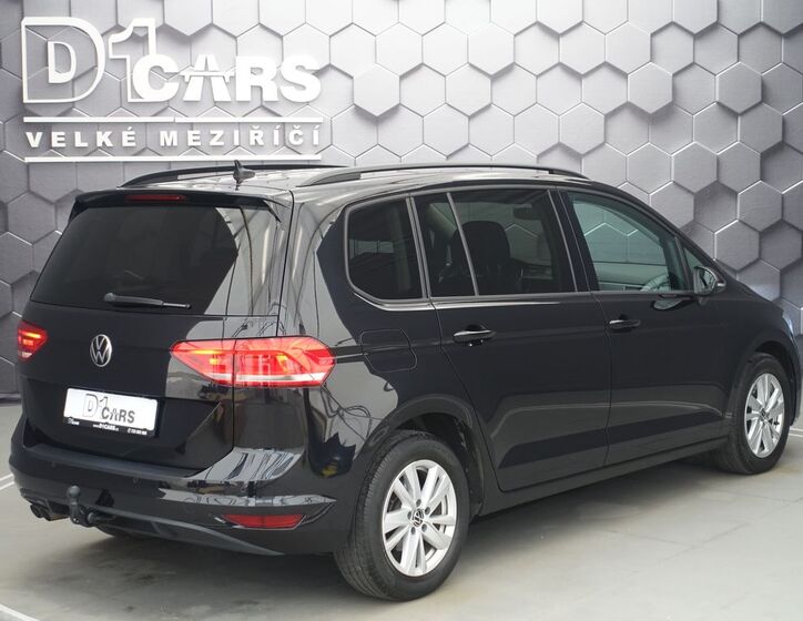 Volkswagen Touran 2