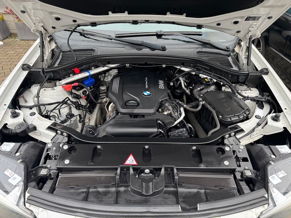 BMW X3 SUV 2,0 l 140 kw