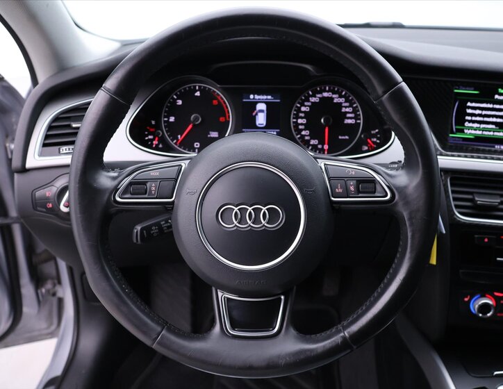 Audi A4 Kombi 2,0 l 110 kw