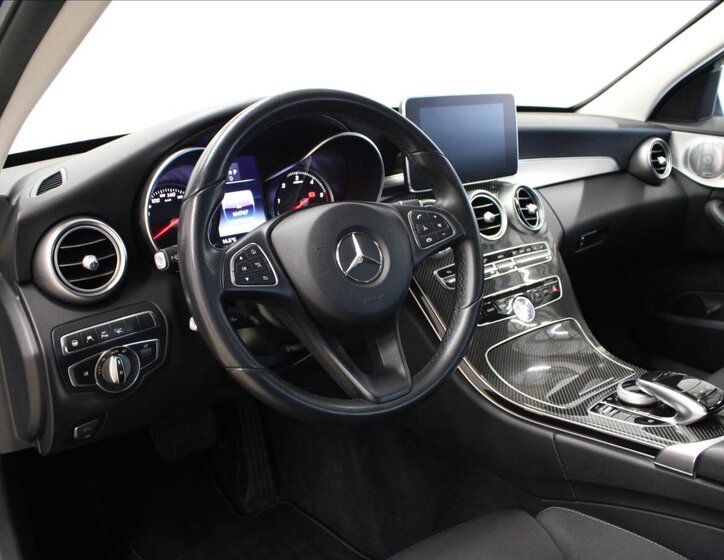 Mercedes-Benz Třídy C 10