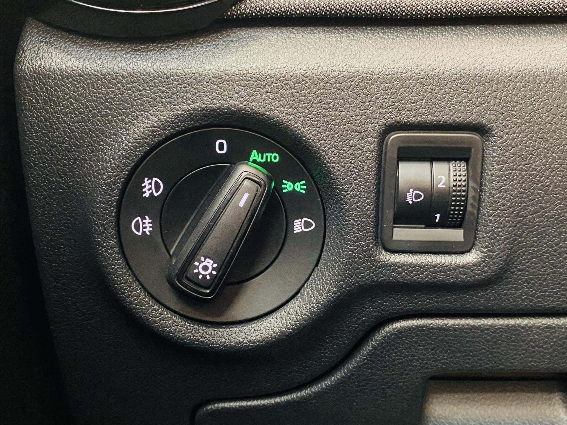 Škoda Fabia Hatchback 999,0 70 kw