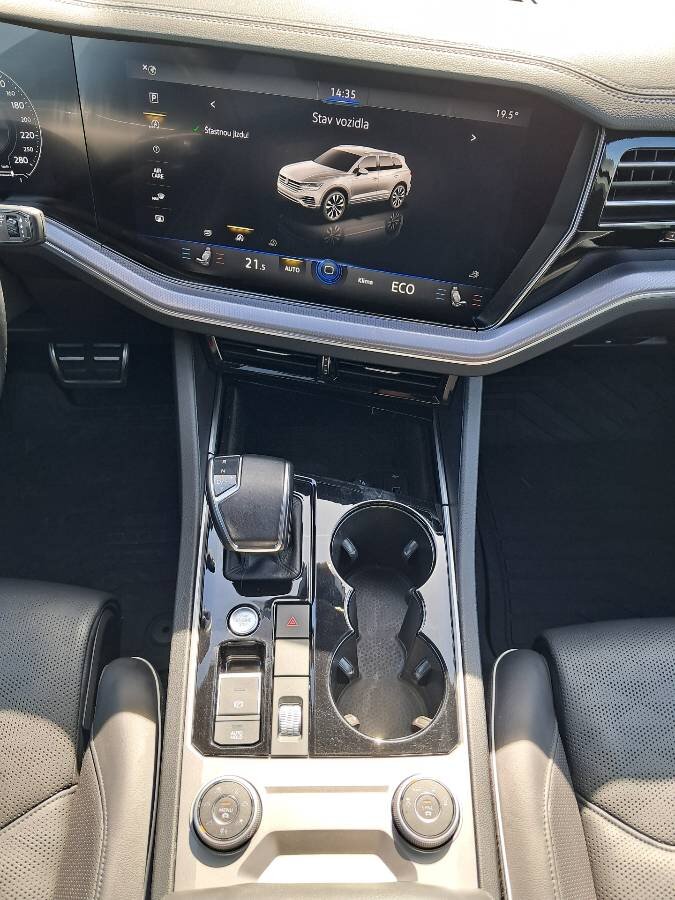 Volkswagen Touareg SUV / Terénní 3,0 l 210 kw