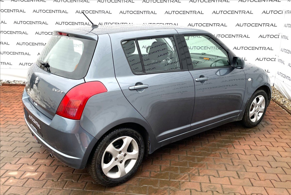 Suzuki Swift Hatchback 1,3 l 67 kw