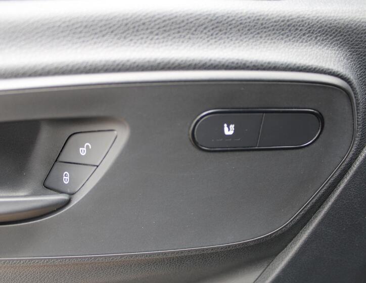 Mercedes-Benz Sprinter 18