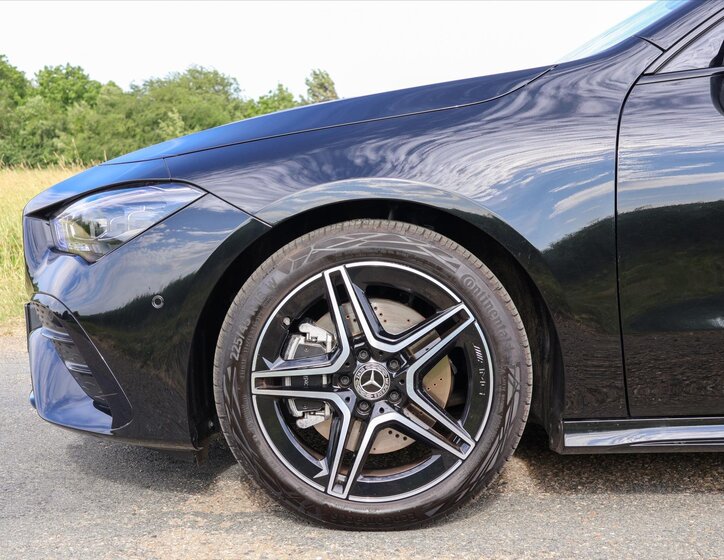 Mercedes-Benz CLA Kupé 1,3 l 120 kw