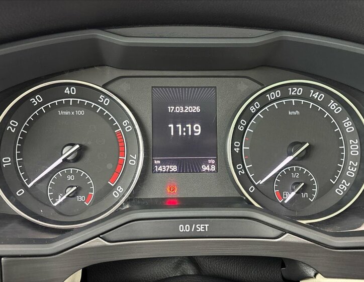 Škoda Superb Liftback 1,4 l 110 kw