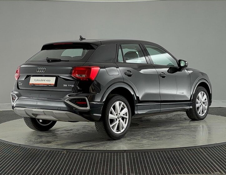 Audi Q2 SUV / Terénní 1,5 l 110 kw