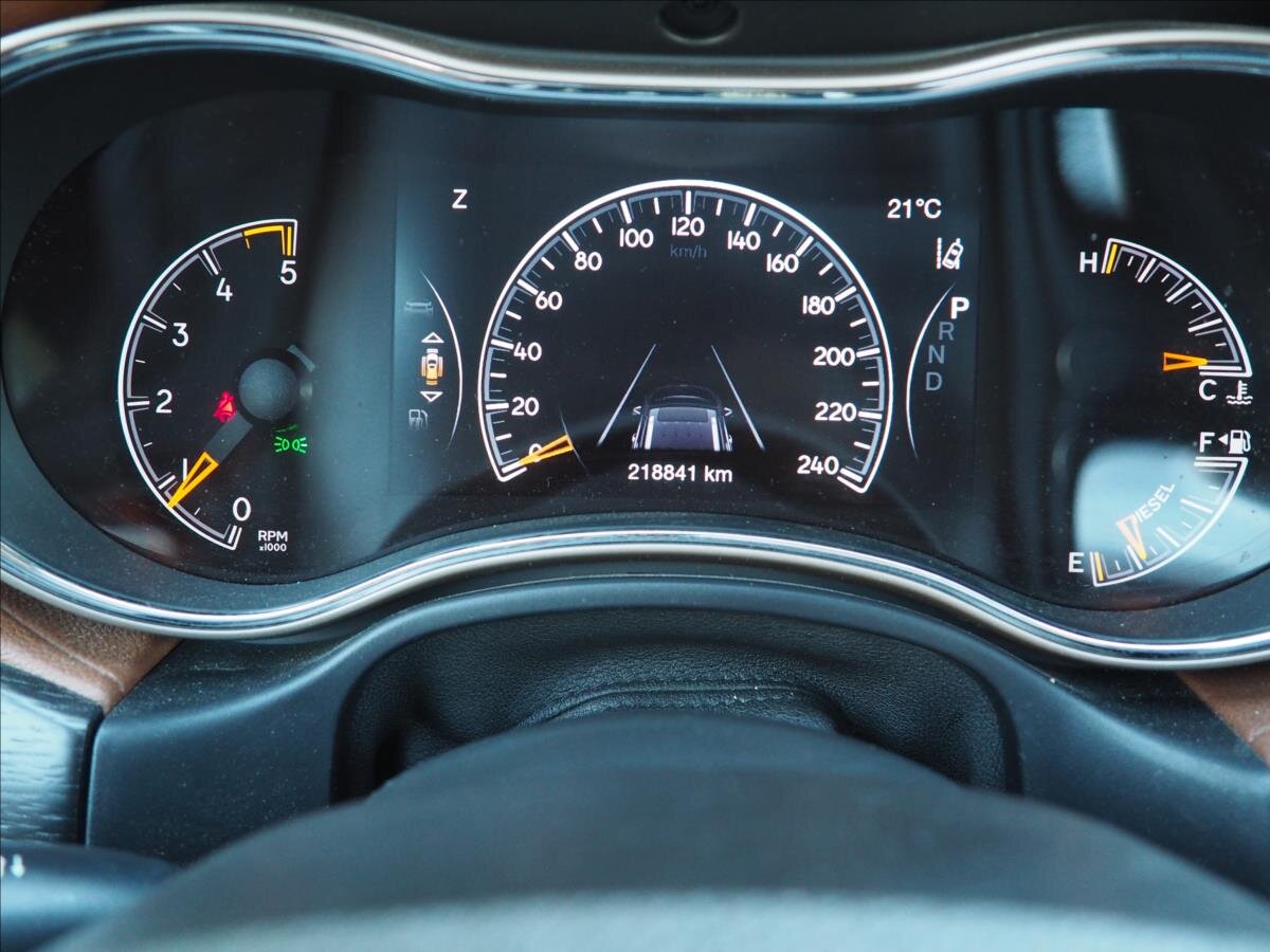 Jeep Grand Cherokee SUV / Terénní 3,0 l 184 kw