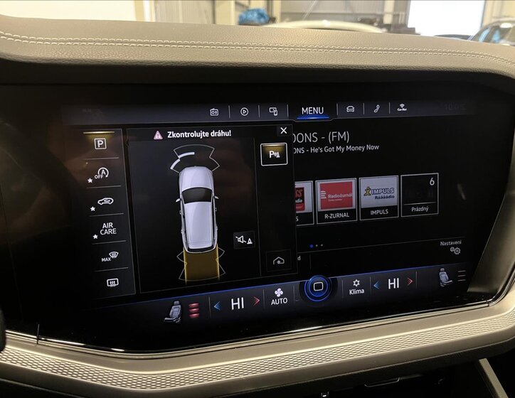 Volkswagen Touareg SUV / Terénní 3,0 l 170 kw