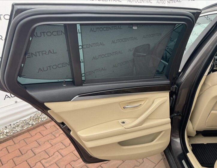 BMW Řada 5 Kombi 3,0 l 180 kw