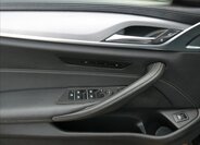 BMW Řada 5 Kombi 3,0 l 235 kw