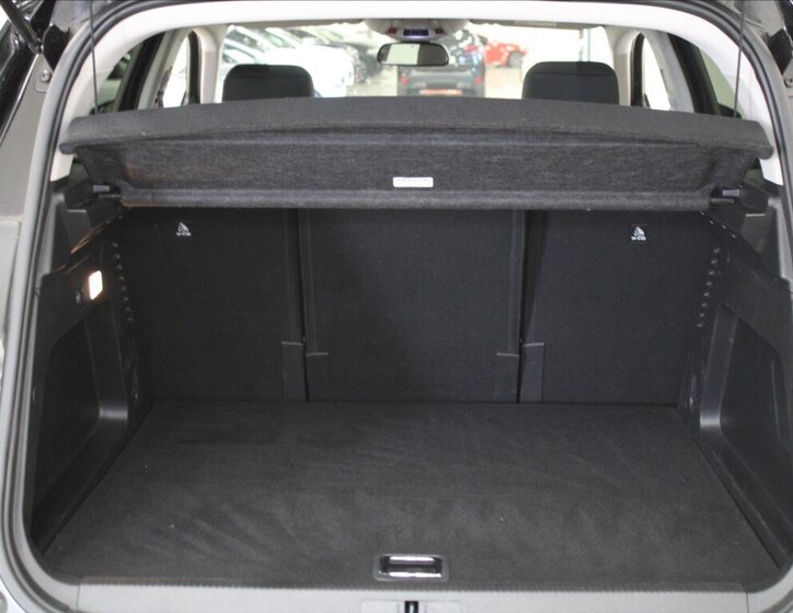 Citroën C5 Aircross SUV 1,6 l 165 kw