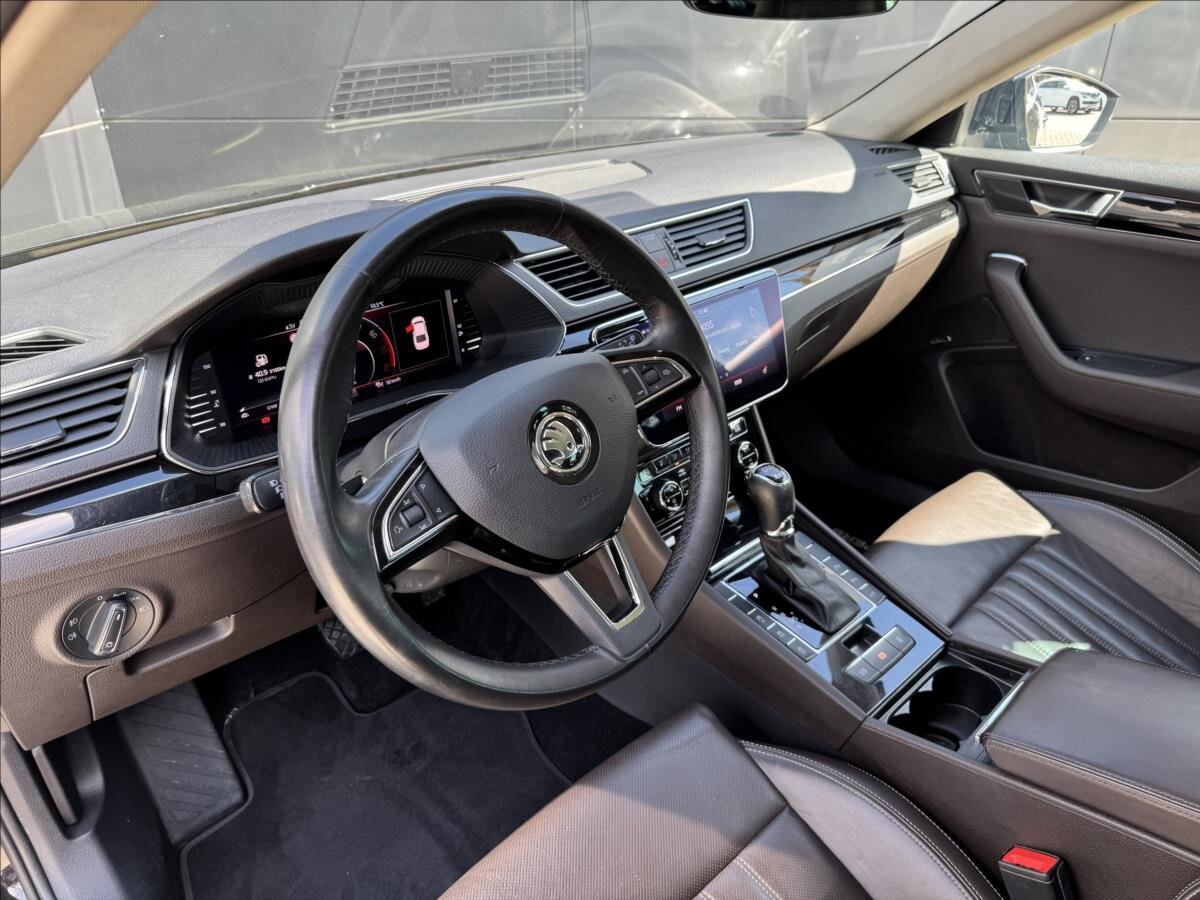 Škoda Superb Liftback 2,0 l 200 kw