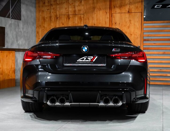 BMW M4 Kupé 3,0 l 390 kw