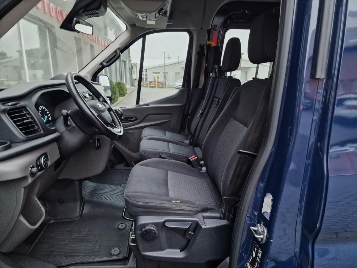 Ford Transit Kombi 2,0 l 96 kw