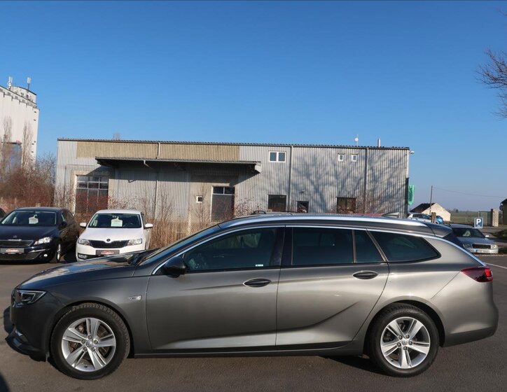 Opel Insignia Kombi 2,0 l 125 kw