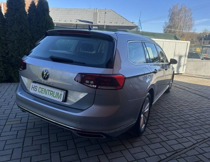 Volkswagen Passat Kombi 2,0 l 110 kw