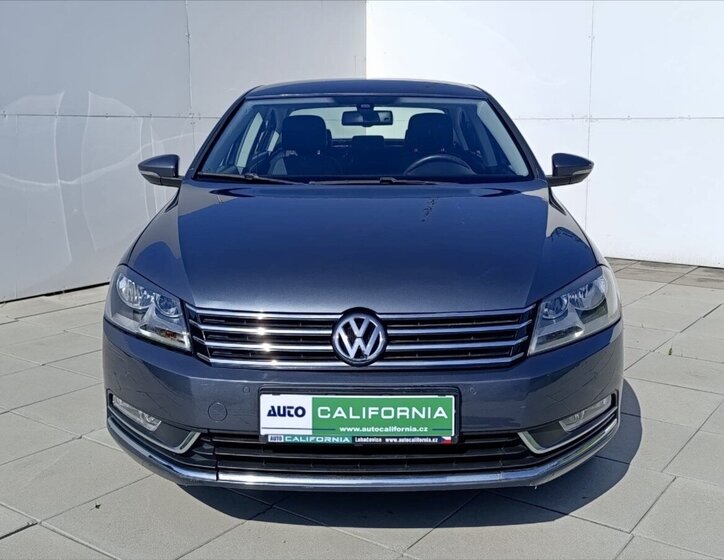 Volkswagen Passat Sedan 1,4 l 110 kw