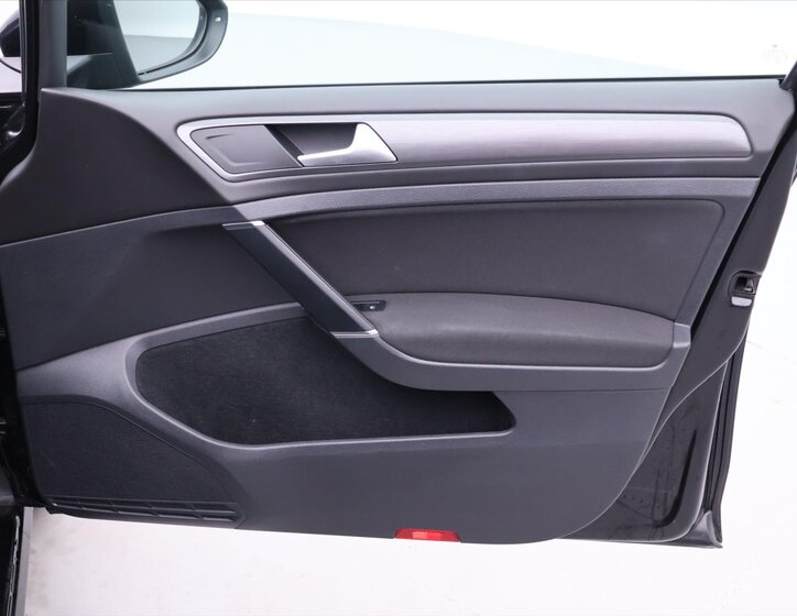 Volkswagen Golf Kombi 999,0 81 kw