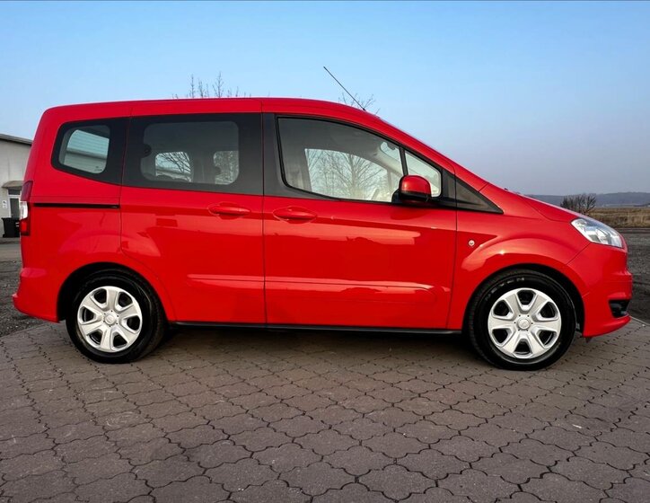 Ford Tourneo Courier Kombi 998,0 74 kw