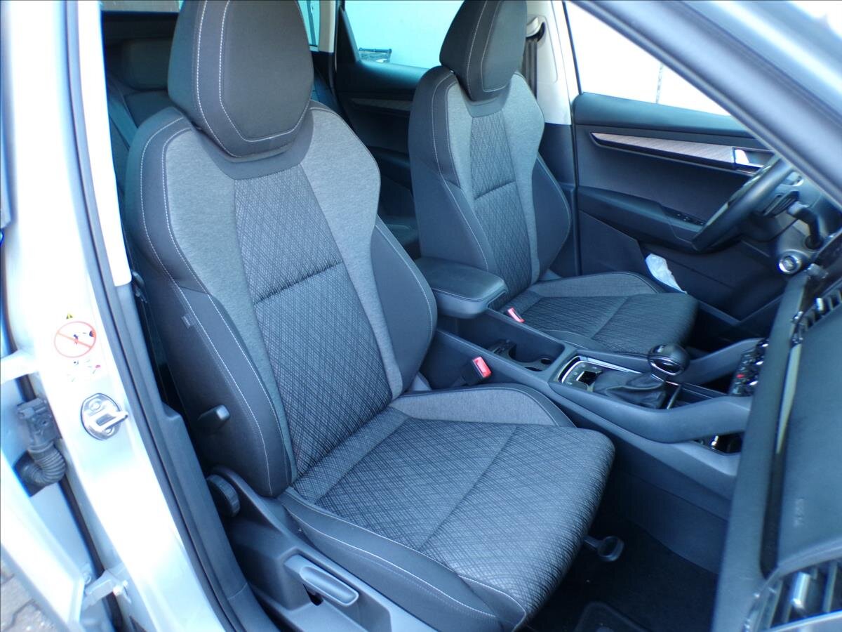Škoda Karoq Kombi 1,5 l 110 kw