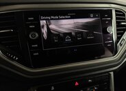 Volkswagen T-Roc SUV / Terénní 2,0 l 140 kw