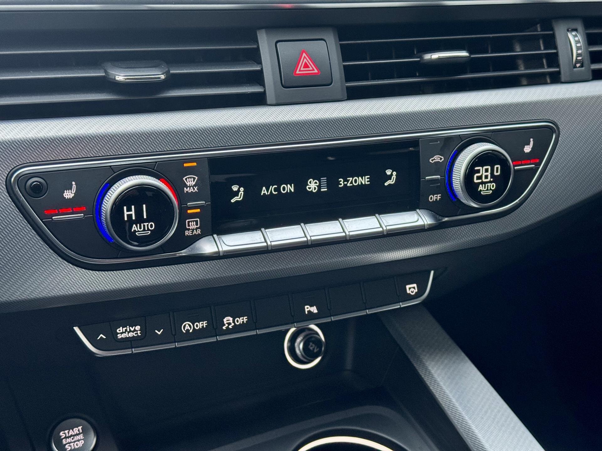 Audi A4 Kombi 2,0 l 140 kw