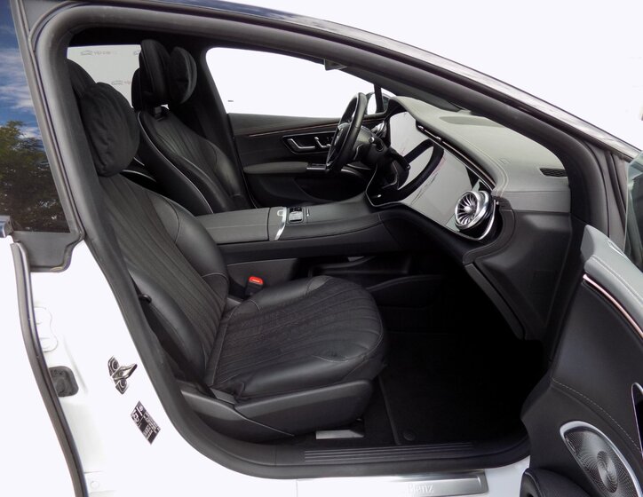 Mercedes-Benz EQS 16