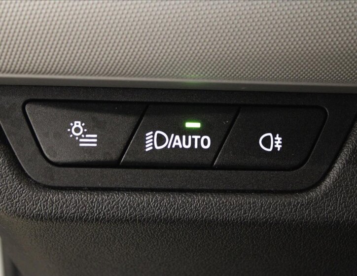 BMW Řada 2 MPV 1,5 l 100 kw