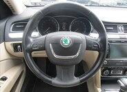 Škoda Superb 8
