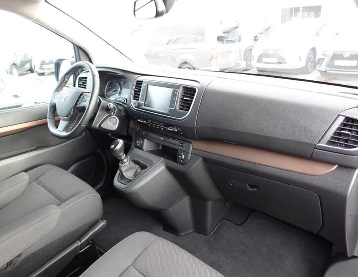 Toyota ProAce Verso 36