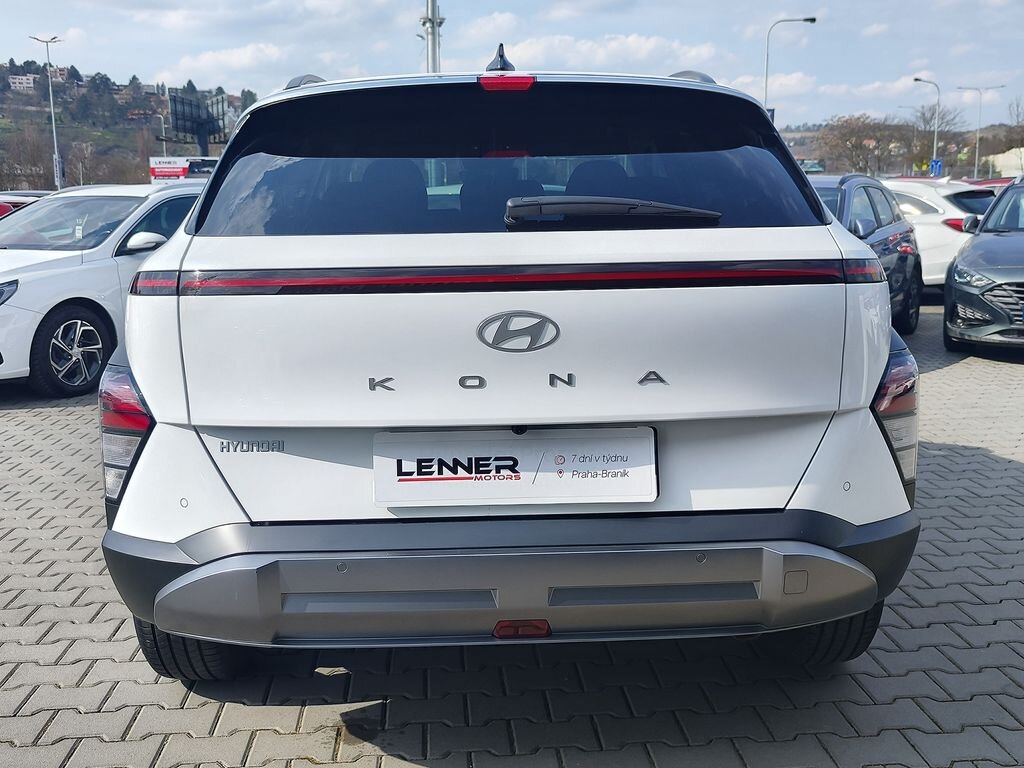 Hyundai Kona SUV / Terénní 1,6 l 102 kw