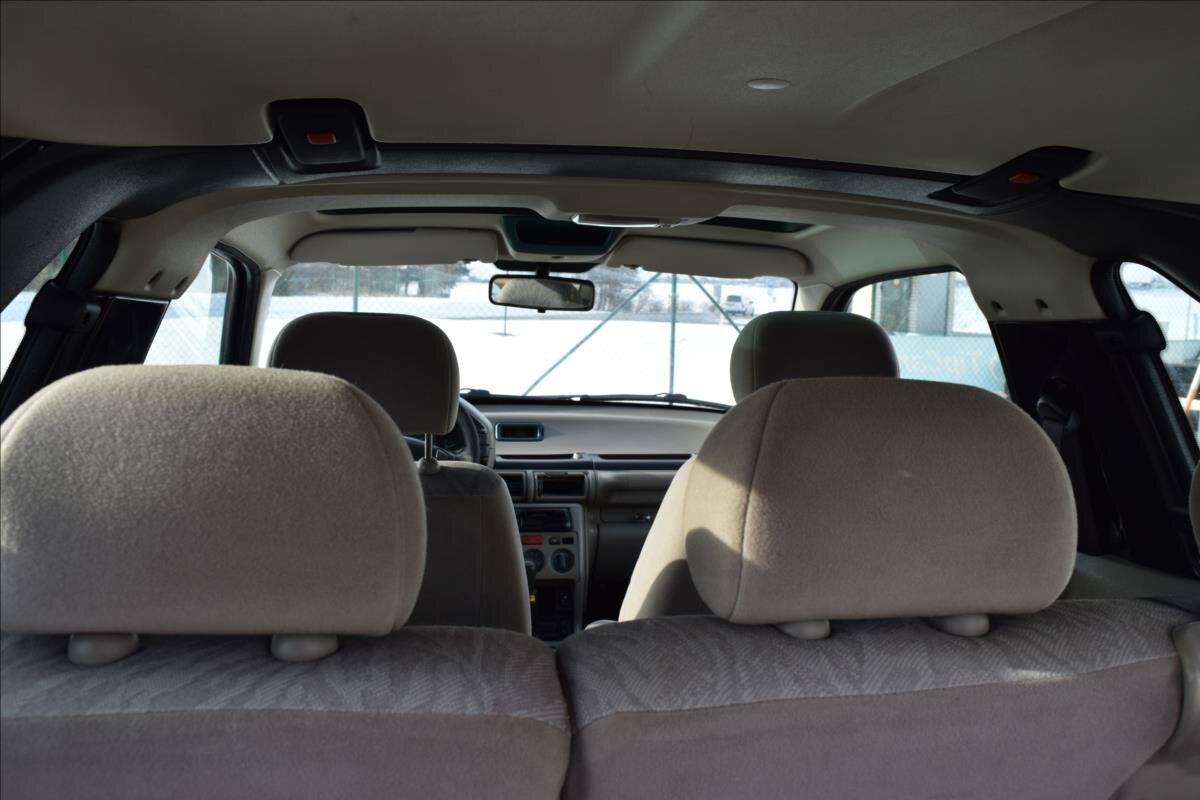 Land Rover Freelander Kombi 2,0 l 71 kw