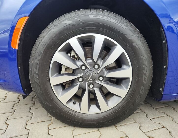 Chrysler Pacifica MPV 3,6 l 214 kw