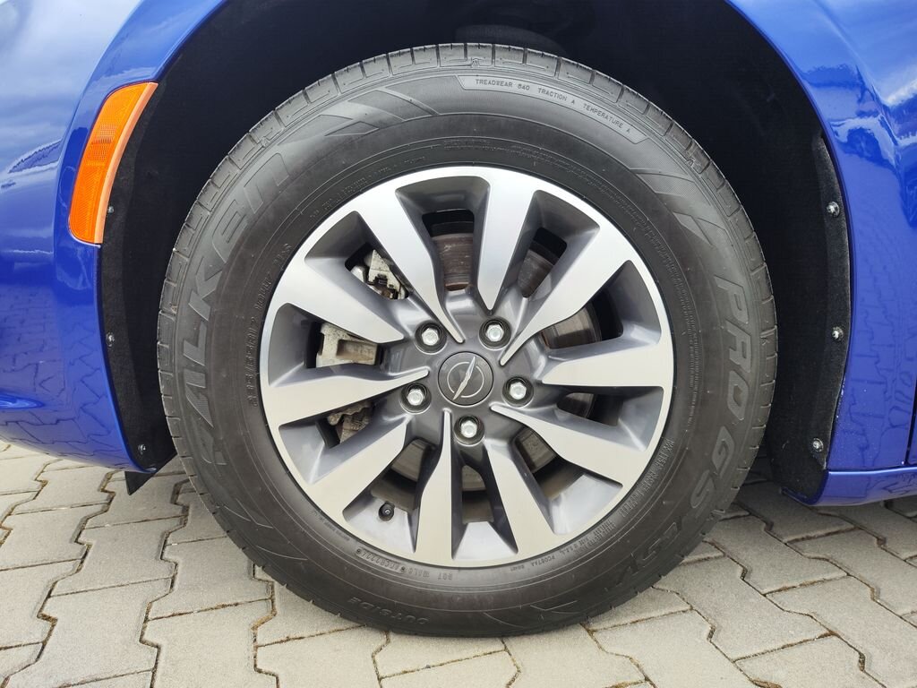 Chrysler Pacifica MPV 3,6 l 214 kw