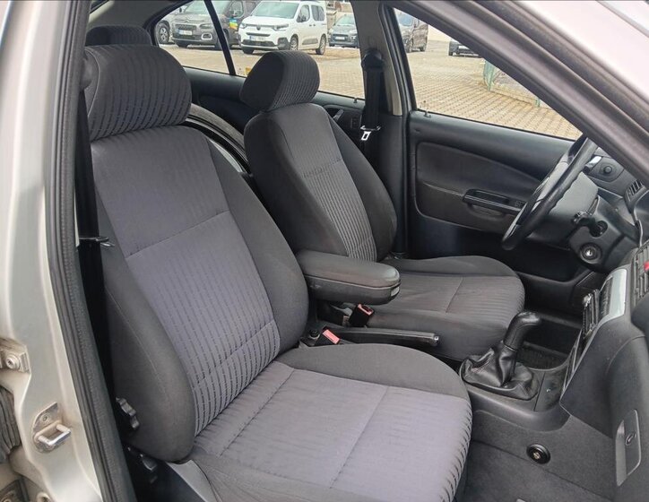 Škoda Octavia Liftback 1,8 l 110 kw