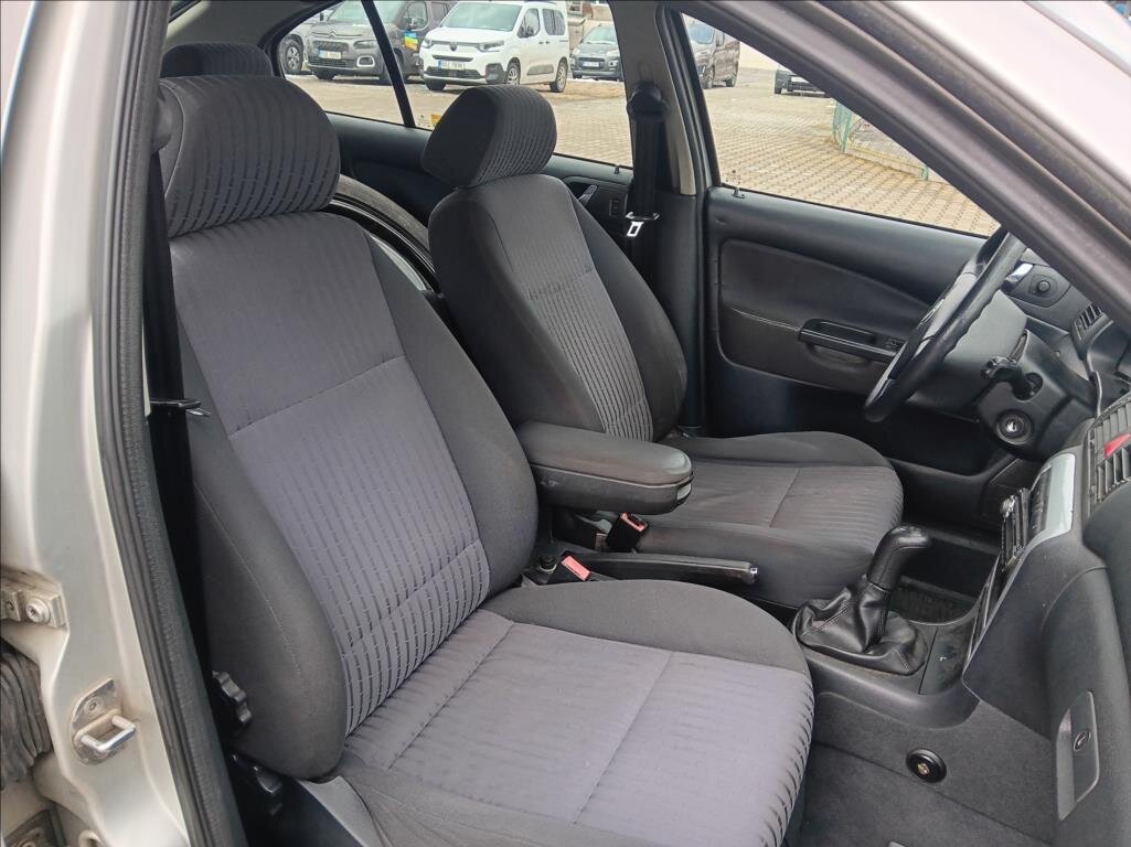 Škoda Octavia Liftback 1,8 l 110 kw