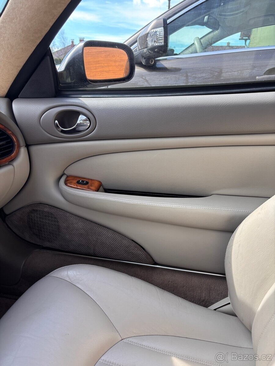 Jaguar XK8 Kupé 0,0 0