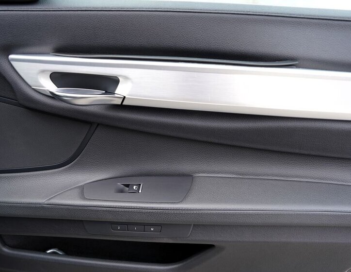 BMW Řada 7 Sedan / Limuzína 3,0 l 180 kw