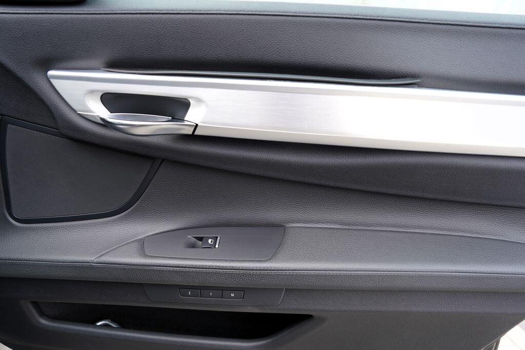 BMW Řada 7 Sedan / Limuzína 3,0 l 180 kw