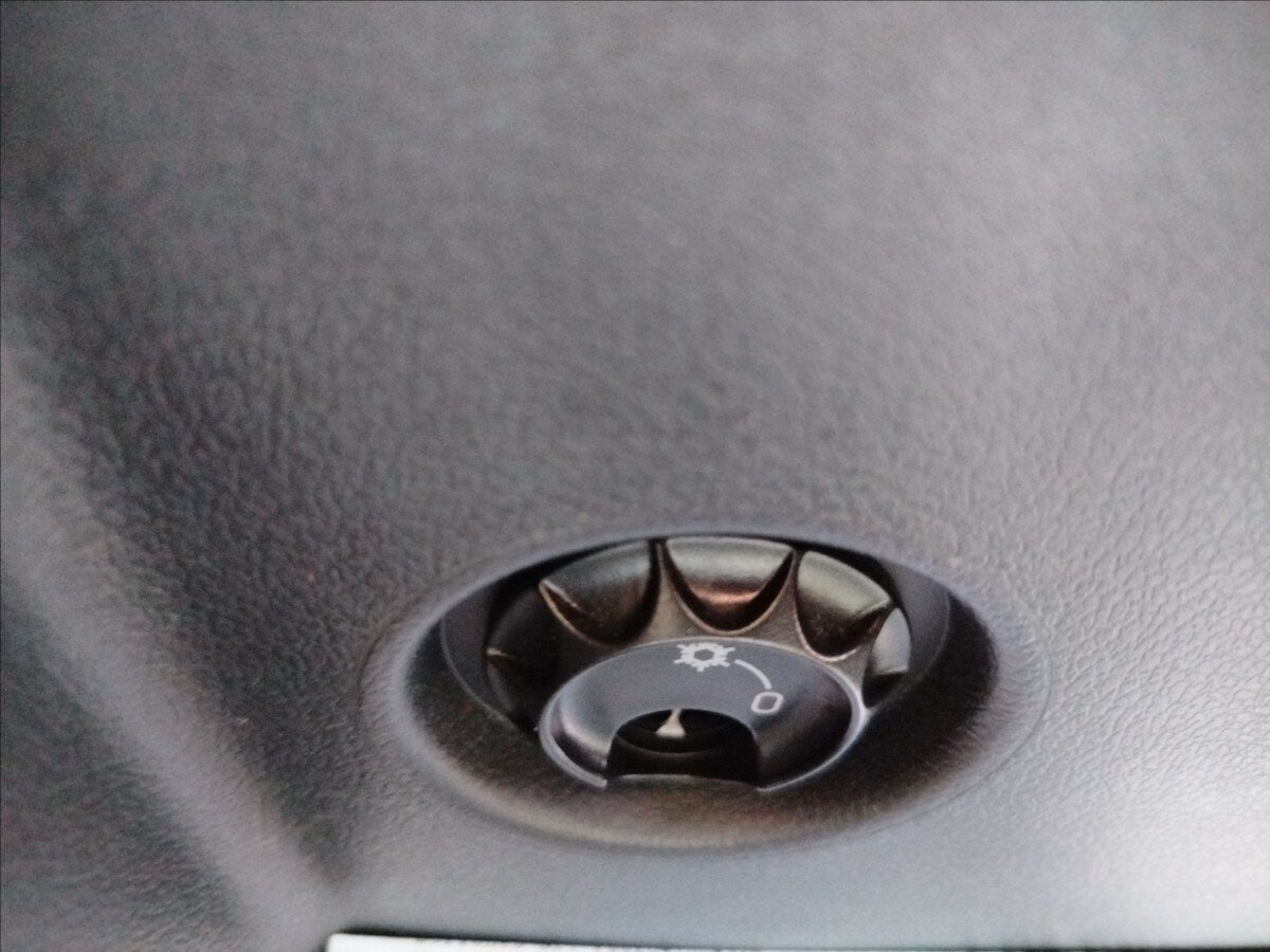 Volkswagen Tiguan SUV / Terénní 2,0 l 103 kw