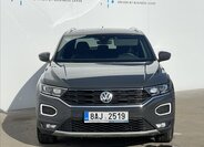 Volkswagen T-Roc SUV / Terénní 1,5 l 110 kw