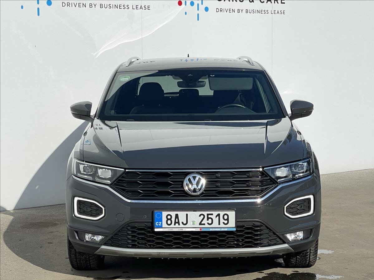 Volkswagen T-Roc SUV / Terénní 1,5 l 110 kw