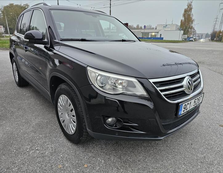 Volkswagen Tiguan 8