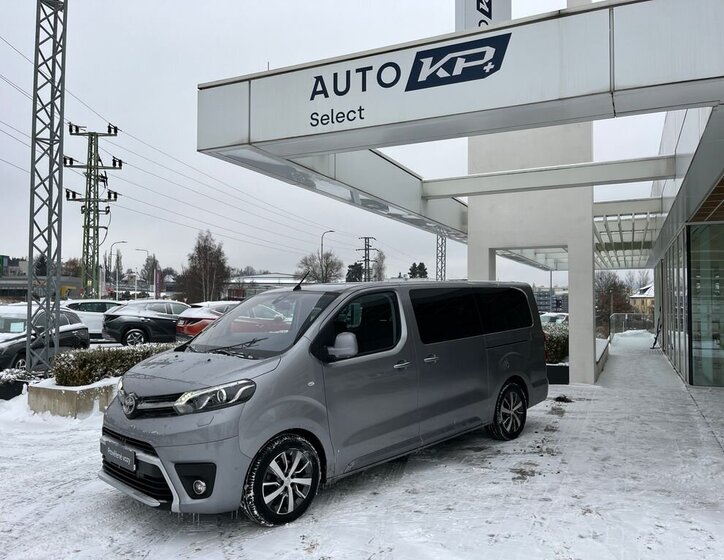 Toyota ProAce Verso 1