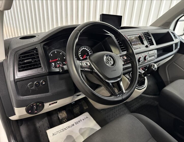 Volkswagen Transporter Valník 2,0 l 110 kw