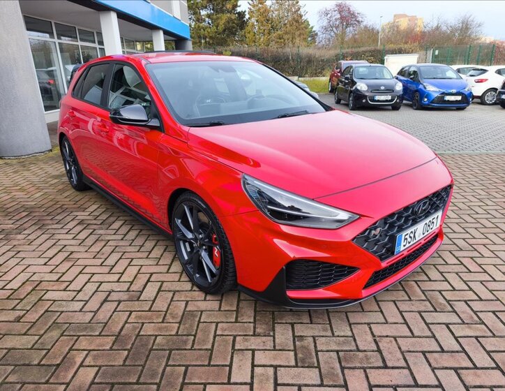 Hyundai i30 Hatchback 2,0 l 206 kw