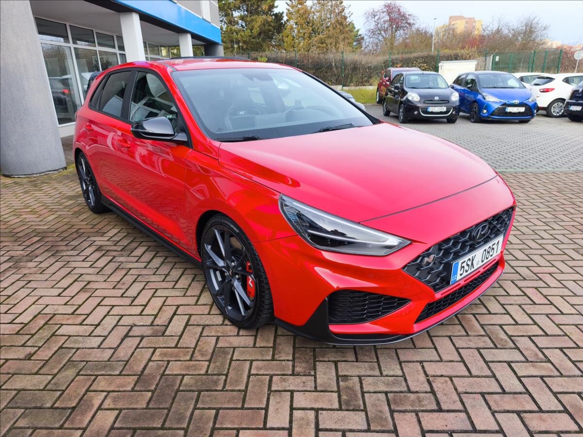 Hyundai i30 Hatchback 2,0 l 206 kw