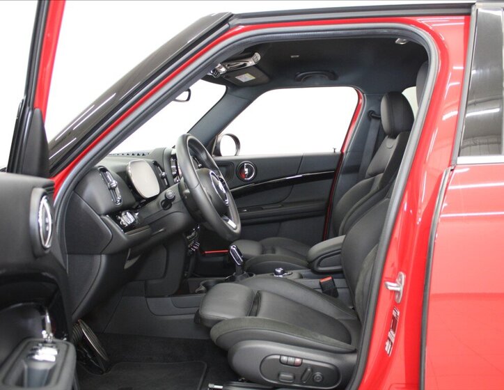 Mini Countryman SUV / Terénní 1,5 l 100 kw