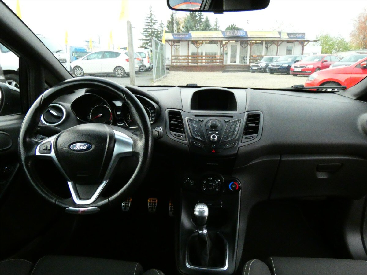 Ford Fiesta Hatchback 1,6 l 134 kw